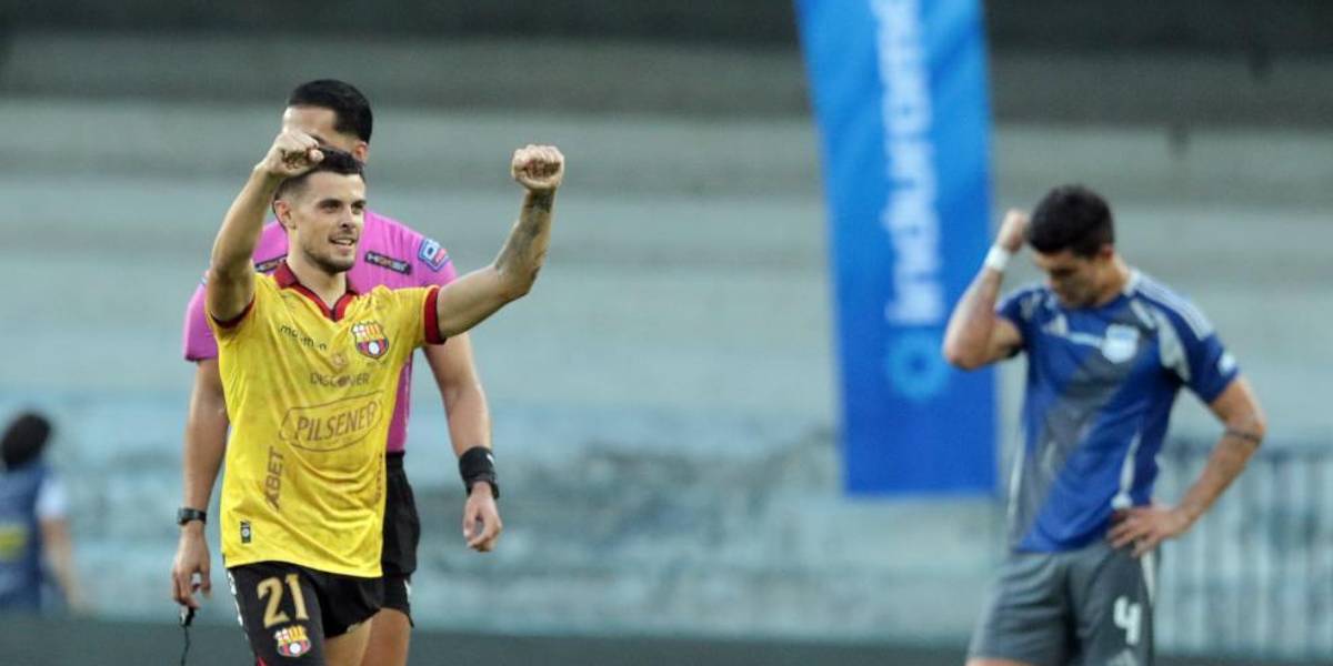 La FEF publicó los audios del VAR del Clásico del Astillero