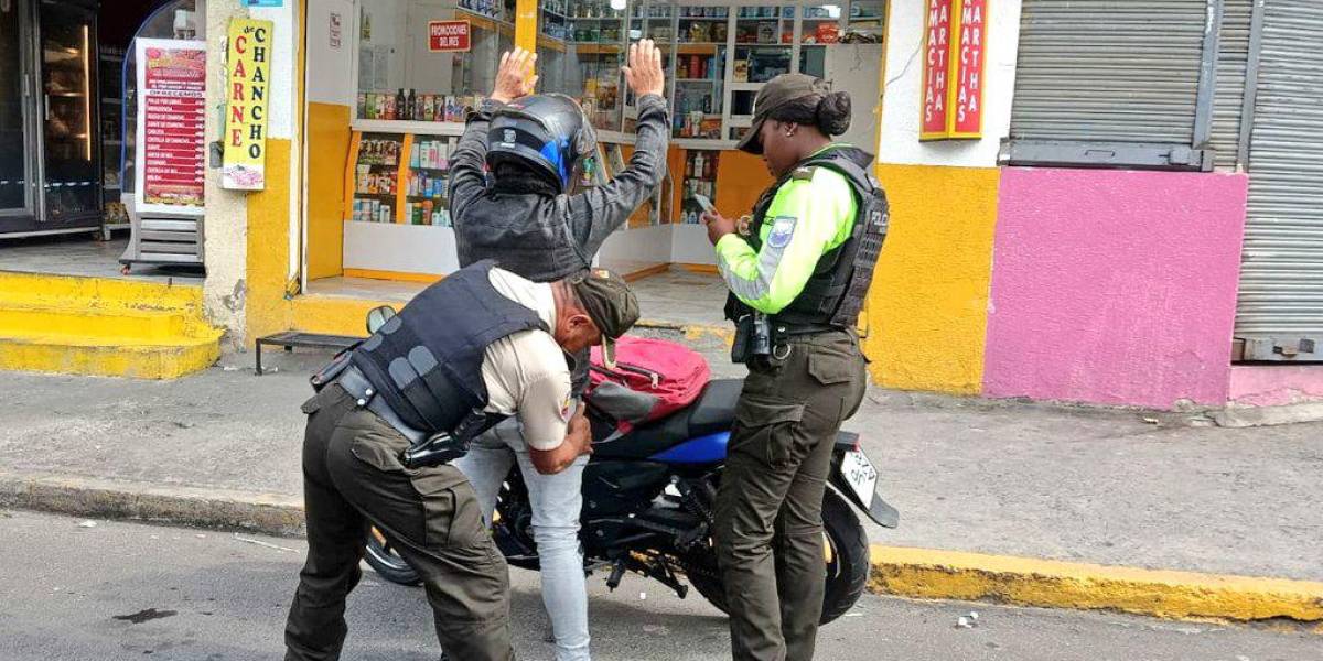 Quito: la Policía Nacional dice que los delitos se han reducido