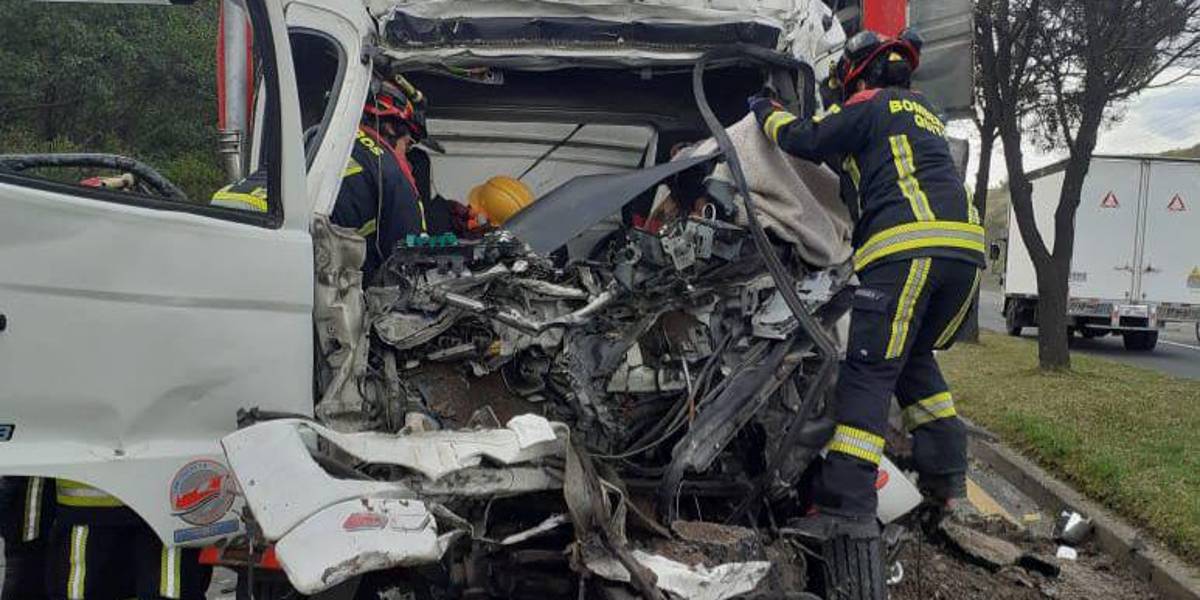 Una persona murió tras un siniestro de tránsito en la avenida Simón Bolívar