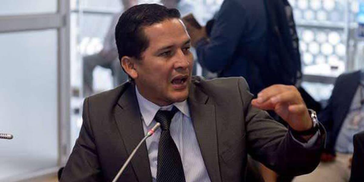 Luis Muentes: Si no nos pagan, no habrá partidos