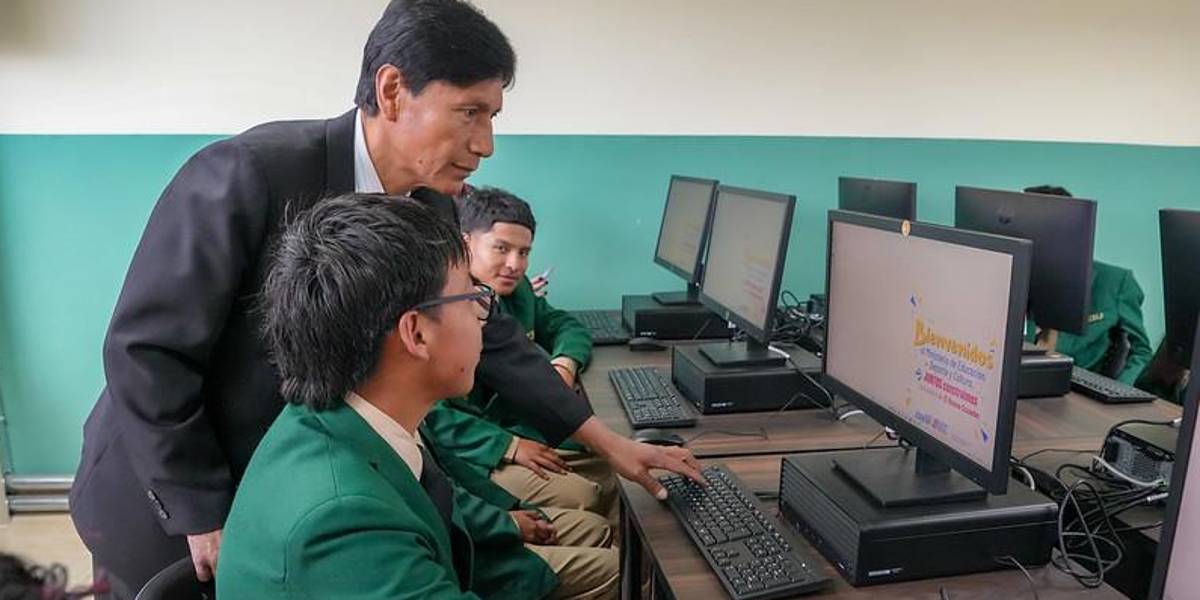 Educa-Empleo | Ministerio de Educación abre más de 300 vacantes para profesores