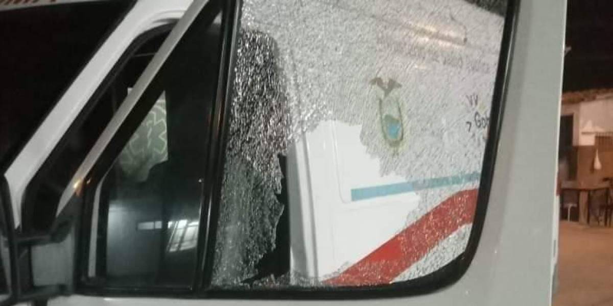 Una ambulancia del MSP fue atacada a tiros en Playas, provincia del Guayas