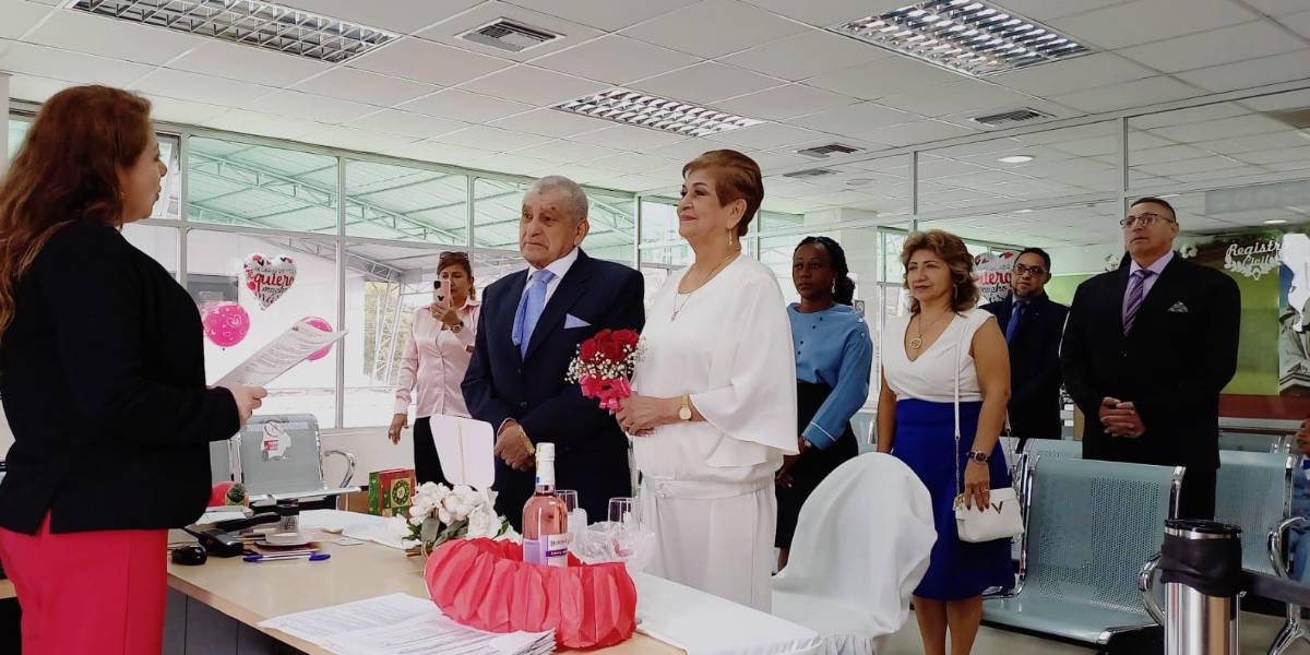 502 matrimonios se celebraron en el Día del Amor y Amistad, en Ecuador