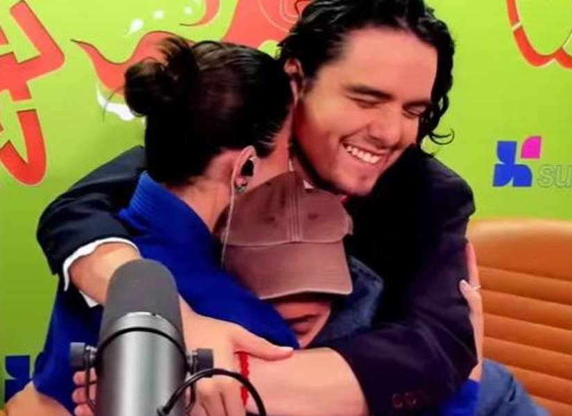 Gigi, Carolina y Adrián en el más reciente episodio de Si Somos.