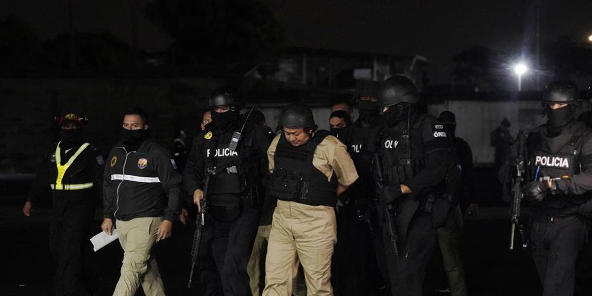 Alias Fede y dos funcionarios del SNAI fueron vinculados tras la fuga del cabecilla en Guayaquil