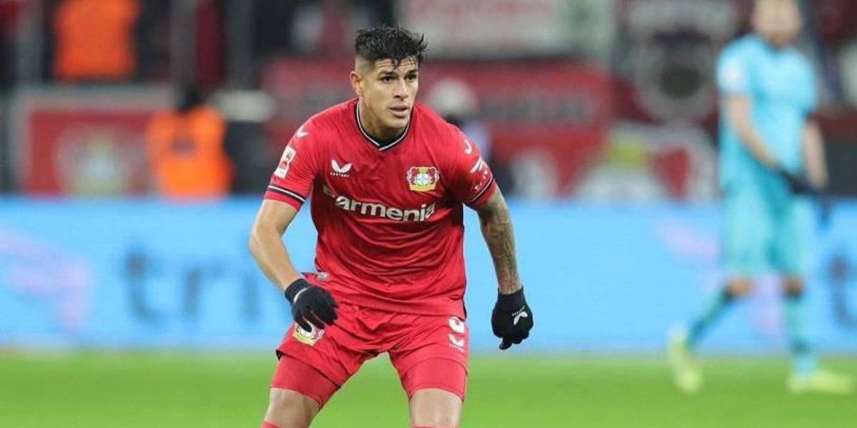 El Liverpool ya no muestra interés por Piero Hincapié