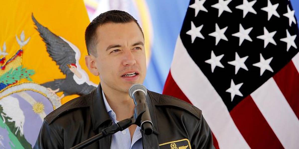 El Gobierno admite contratación de firma para gestionar reunión entre Noboa y Trump