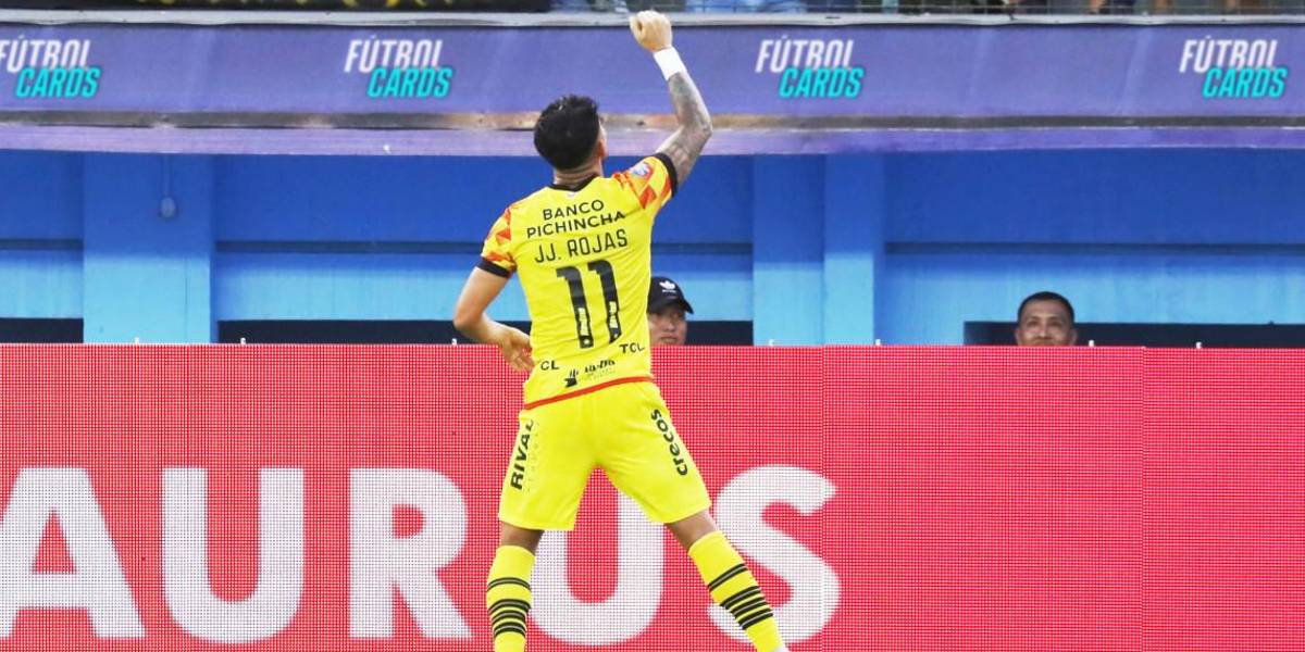 La FEF le da un ultimátum a Emelec: paga USD 300 mil a Joao Rojas o pierde los puntos del siguiente partido