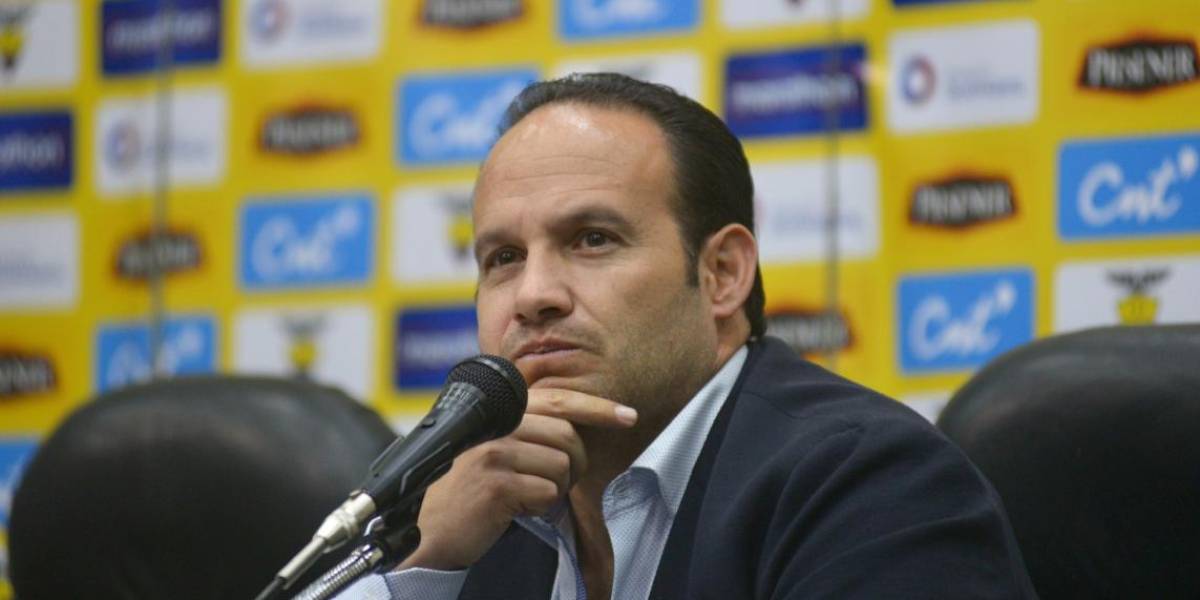 El presidente de la Federación Ecuatoriana de Fútbol, Francisco Egas, hizo referencia a las elecciones de Barcelona SC.