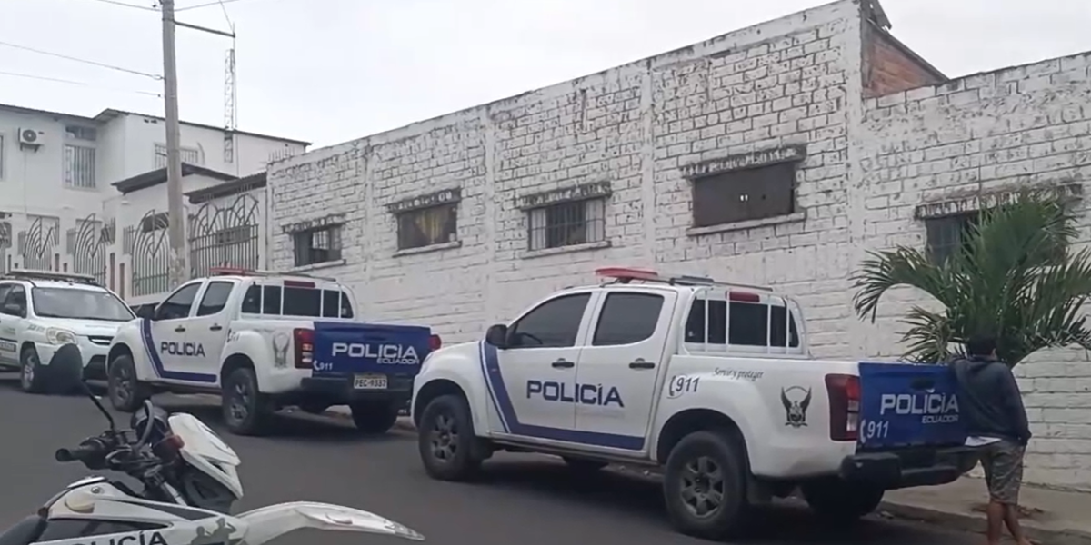 Manta: Docente atacado por un alumno falleció en el hospital