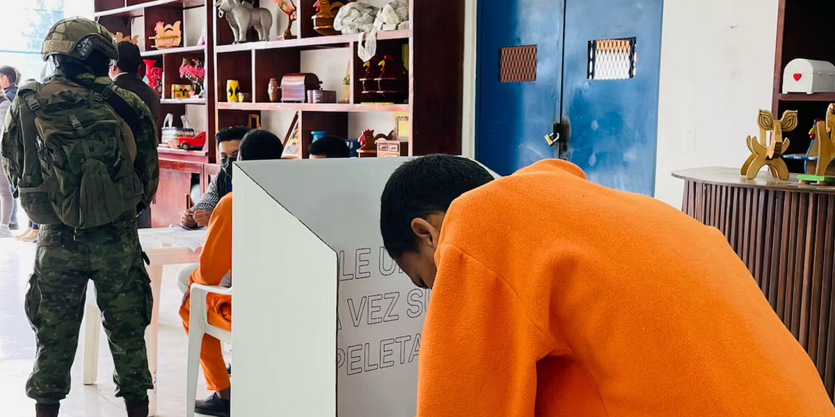 La elecciones arrancan en Ecuador este jueves 6 de febrero con el voto de más de 6 000 presos