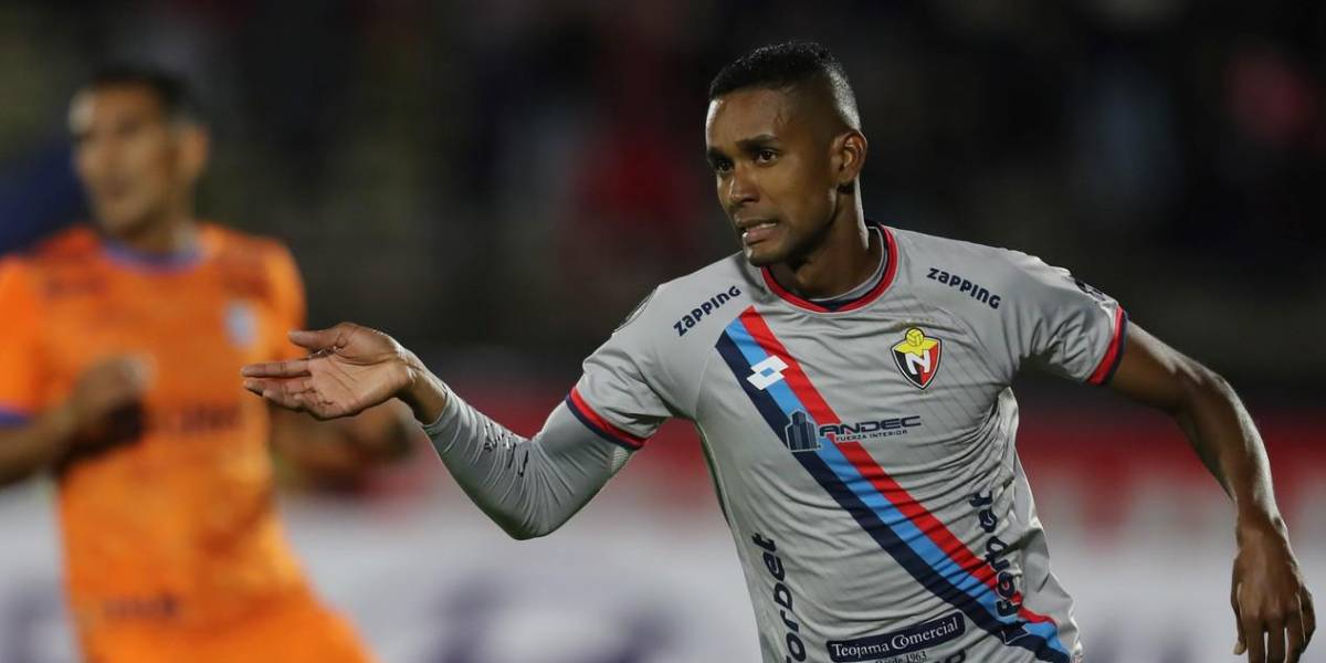 Fidel Martínez no llegaría a Emelec y es pretendido por Vinotinto FC