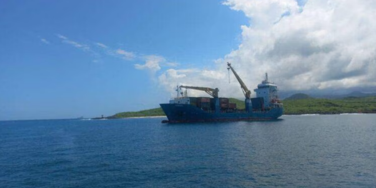 Sistema de transporte de carga de Galápagos será declarado en emergencia