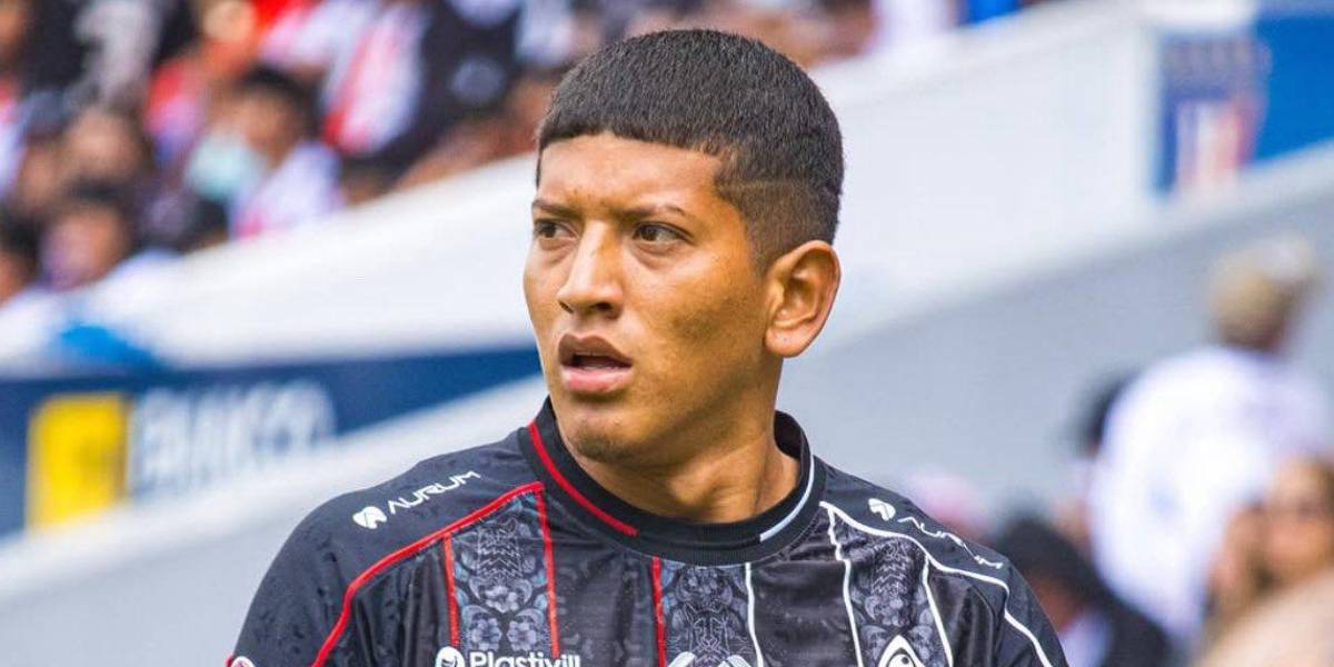Dixon Vera pidió salir de Emelec por falta de minutos y decidió no volver al club a mitad del 2025