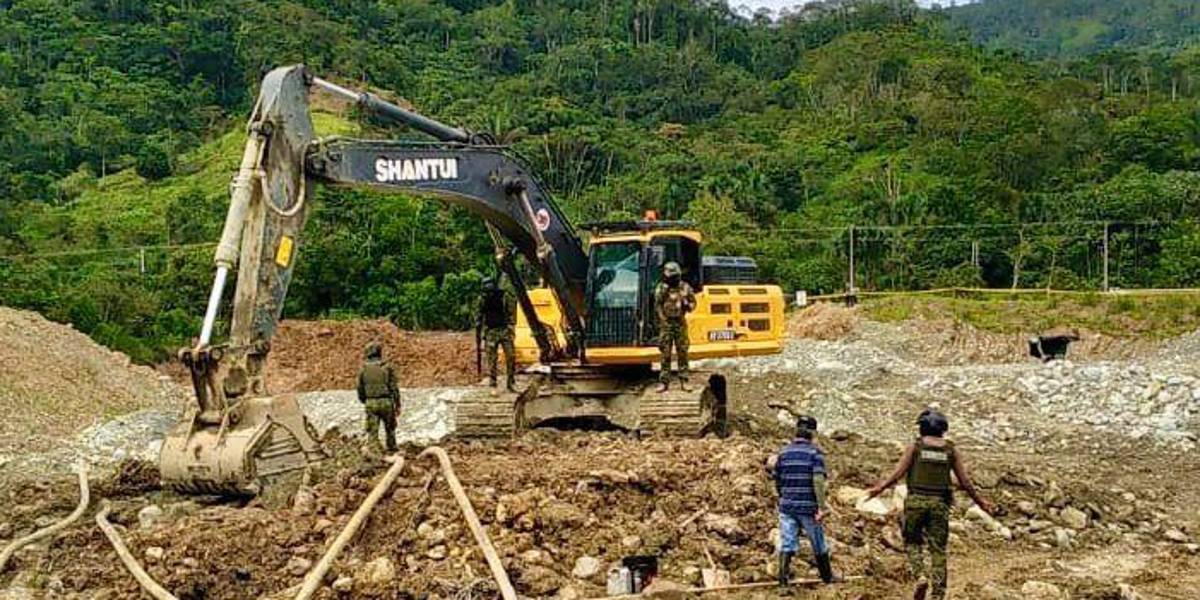 Dos campamentos de minería ilegal son desmantelados en El Pangui, en Zamora Chinchipe