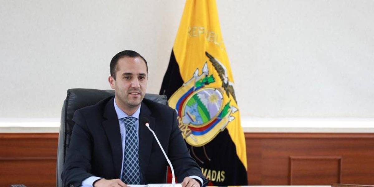 Gobierno nacional recomienda a estudiantes ecuatorianos en Ucrania que regresen al país