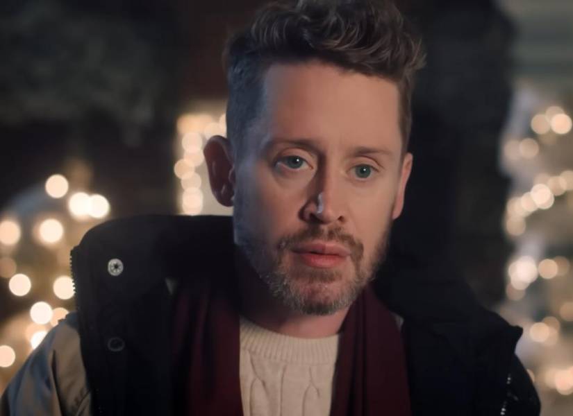 Macaulay Culkin en el anuncio.