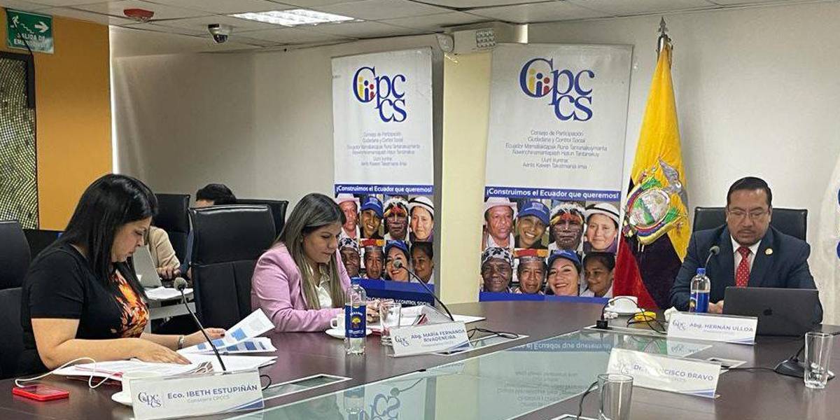 Juez de Santo Domingo vuelve a fallar a favor de cuatro vocales del CPCCS