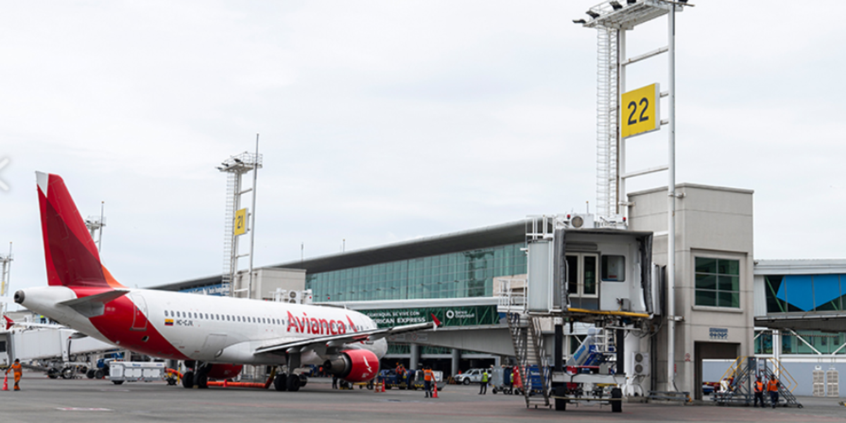 La pista del aeropuerto de Guayaquil cerrará 102 horas por trabajos de repavimentación