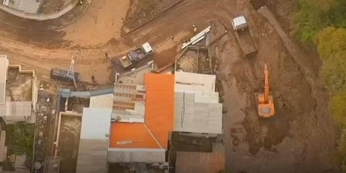 Gobierno chino entrega ayuda a damnificados por aluvión en Quito