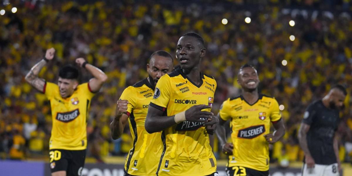 Barcelona SC goleó 3-0 al Corinthians y sueña con la Libertadores