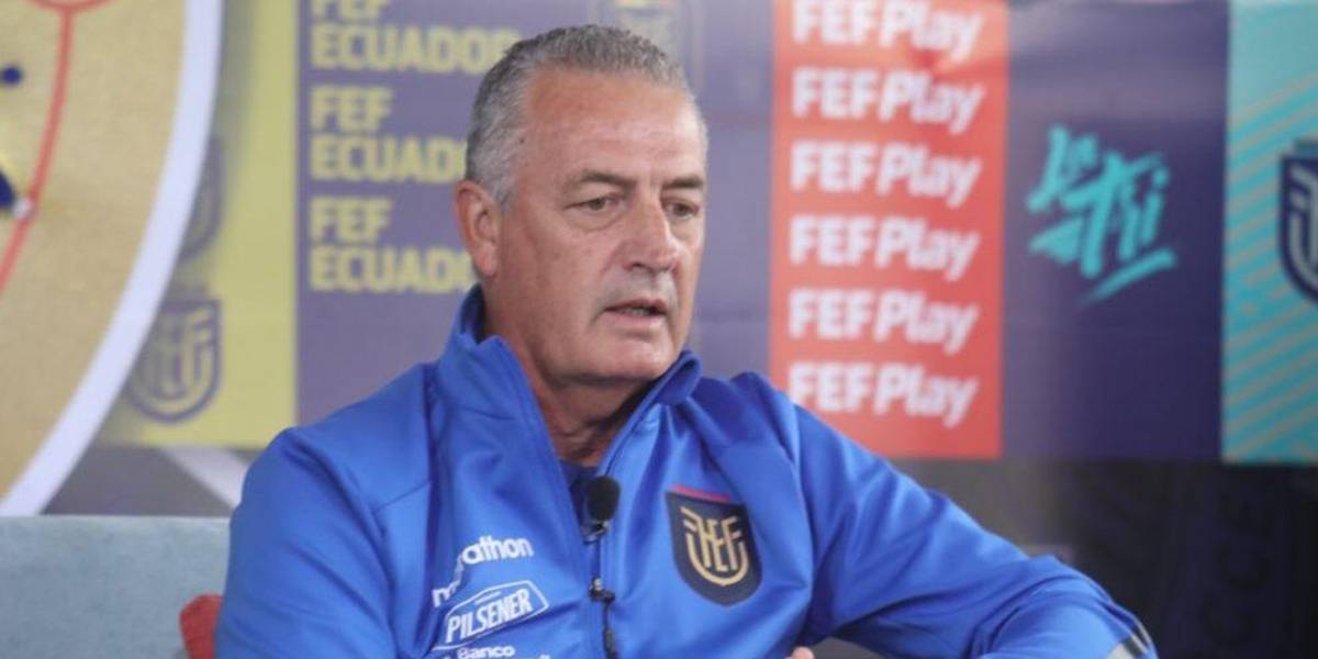 Gustavo Alfaro: Nadie tiene la obligación de jugar en la selección
