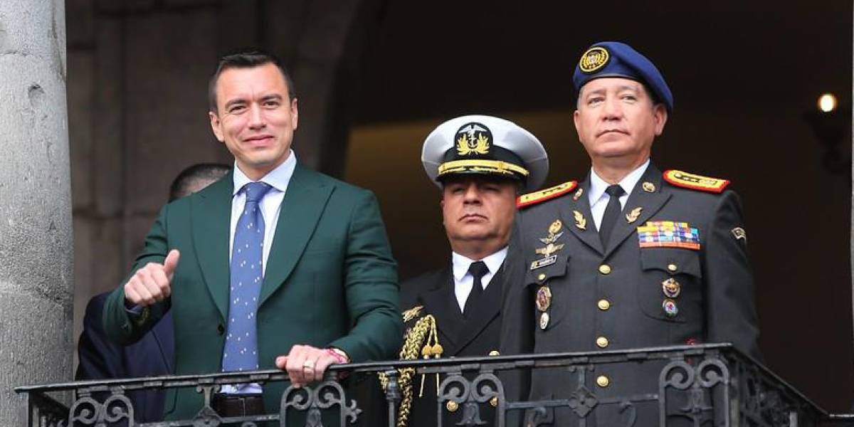 Noboa cumple un mes como presidente de Ecuador entre momentos celestiales y diabólicos