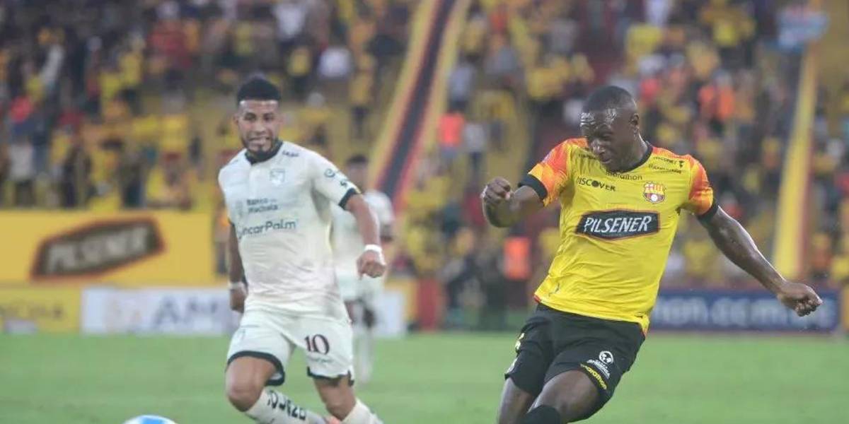 Emelec demandó a Aníbal Chalá y a Barcelona SC
