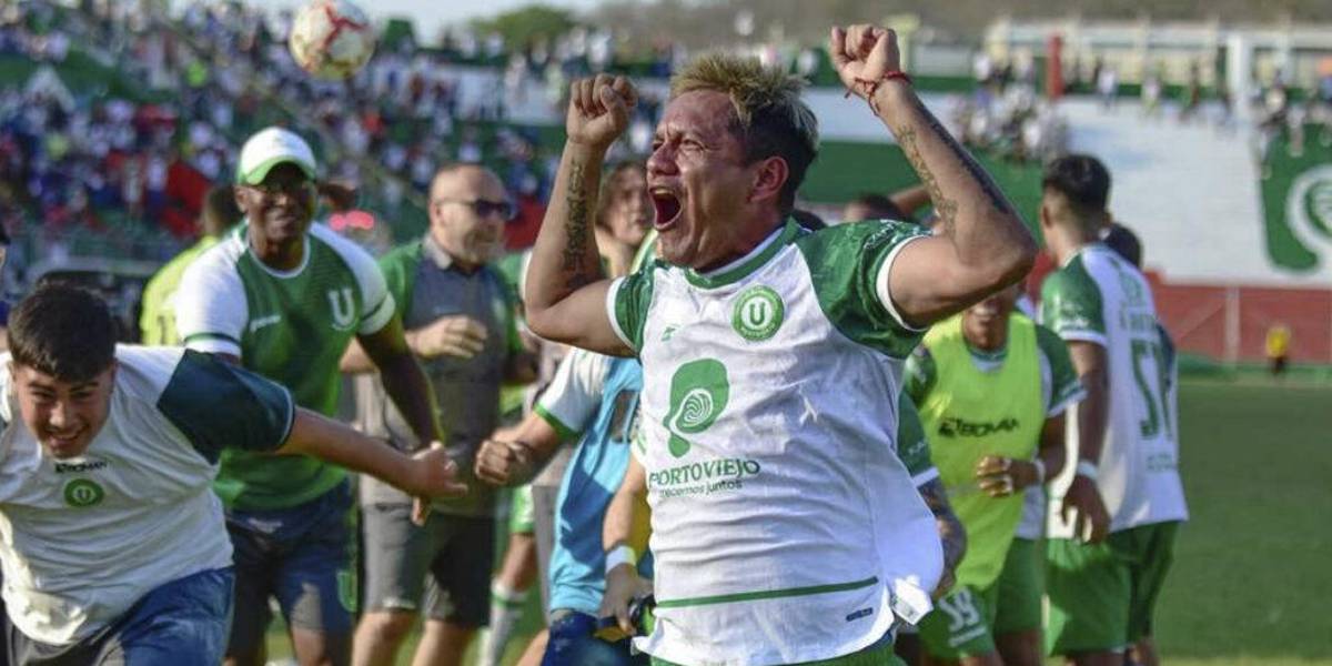 Luis Macías intentará el ascenso con Liga de Portoviejo