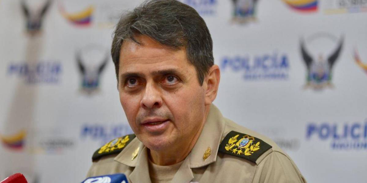 El general Víctor Araus también intentará llegar a Carondelet