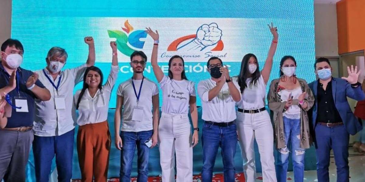 CNE aprueba registro de Revolución Ciudadana; Fuerza Compromiso Social deja de existir