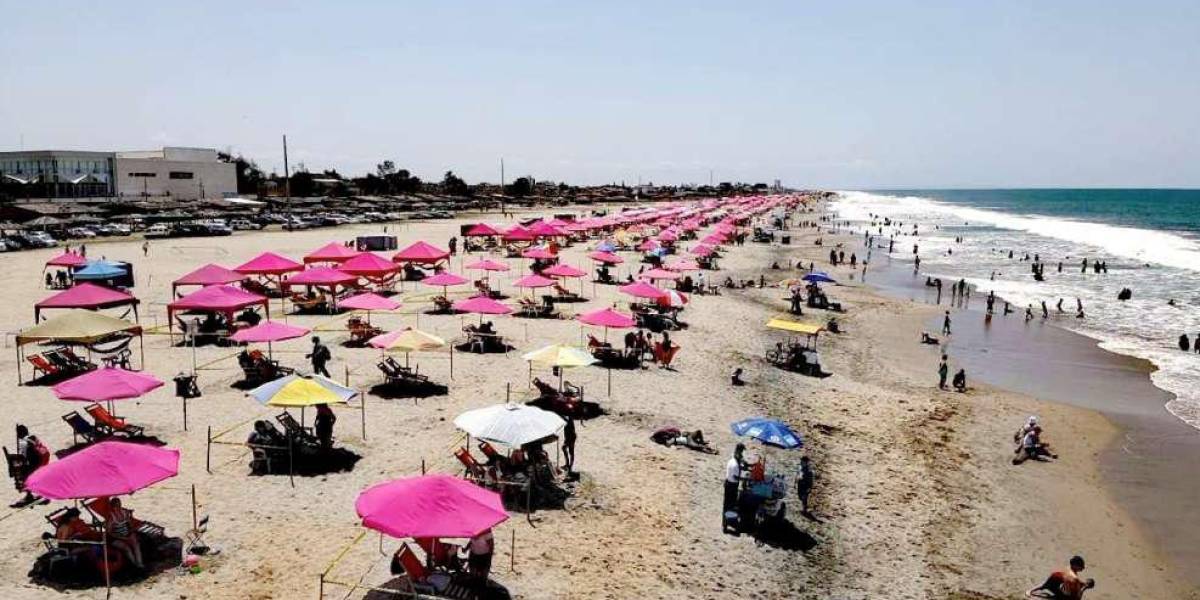 Playas de Esmeraldas, Santa Elena y Guayas tuvieron aglomeraciones