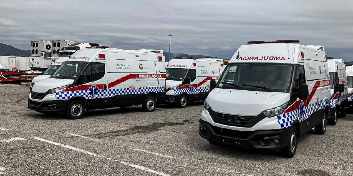 Ecuador recibirá 15 ambulancias, de 186 adquiridas en España, en finales de septiembre