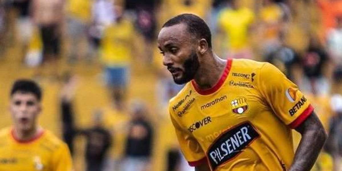 Leonai Souza llegó a Guayaquil, pero no reveló si sigue en Barcelona SC