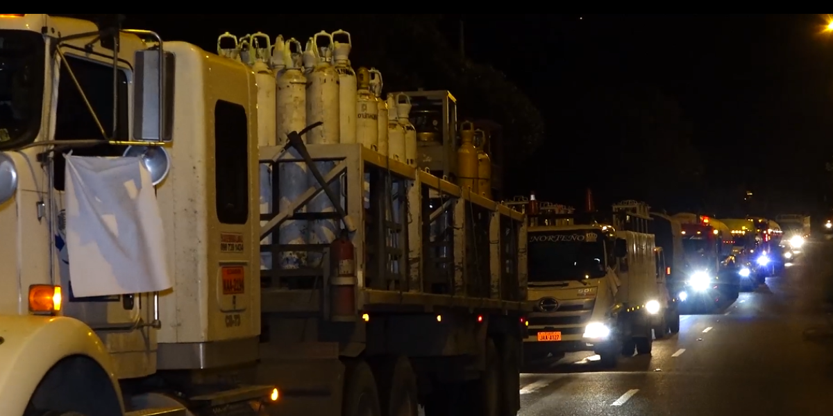 Llegó a Cuenca convoy con oxígeno medicinal y gas para uso doméstico