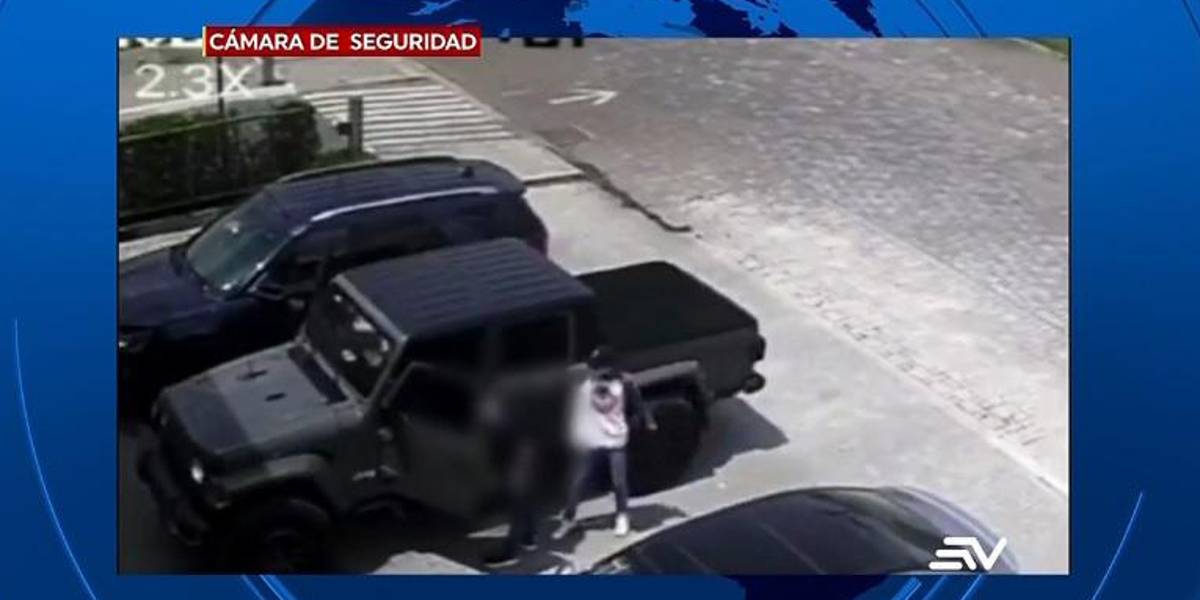 Daule: asesinan a hombre en un parqueadero de un centro comercial