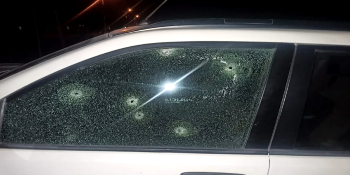 Sujetos disparan contra vehículo de un juez de Sucumbíos; hay dos detenidos