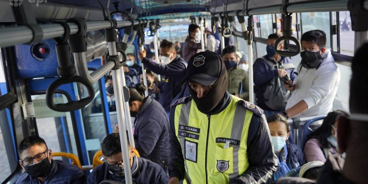 Alerta roja en Quito por el incesante incremento de casos de COVID-19