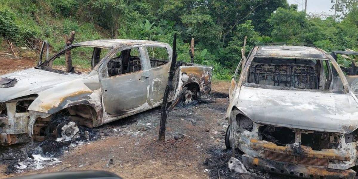 5 vehículos quemados en un ataque a una hacienda de Chone, en Manabí