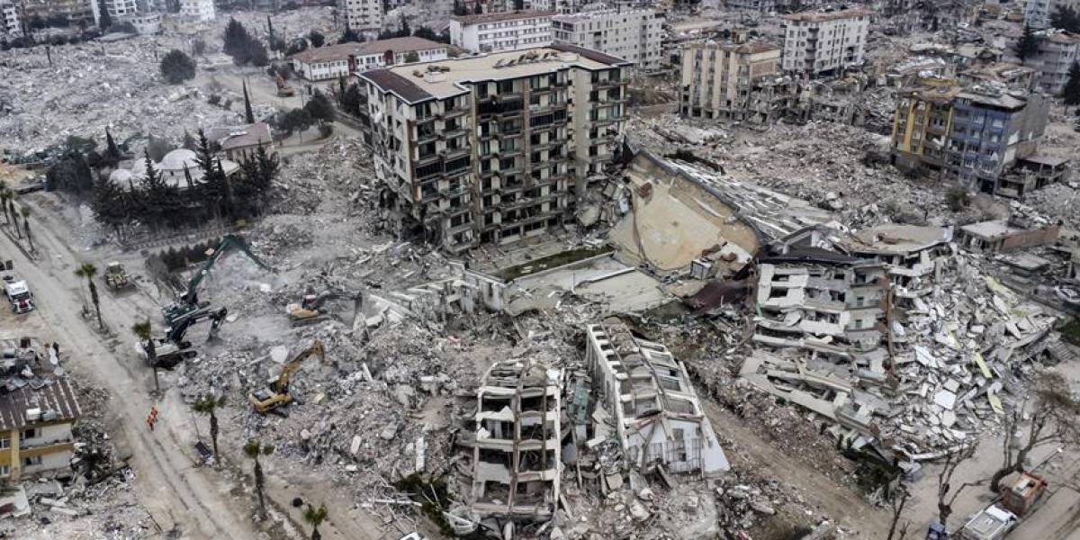 Un nuevo sismo en el sureste de Turquía causa un muerto y 69 heridos