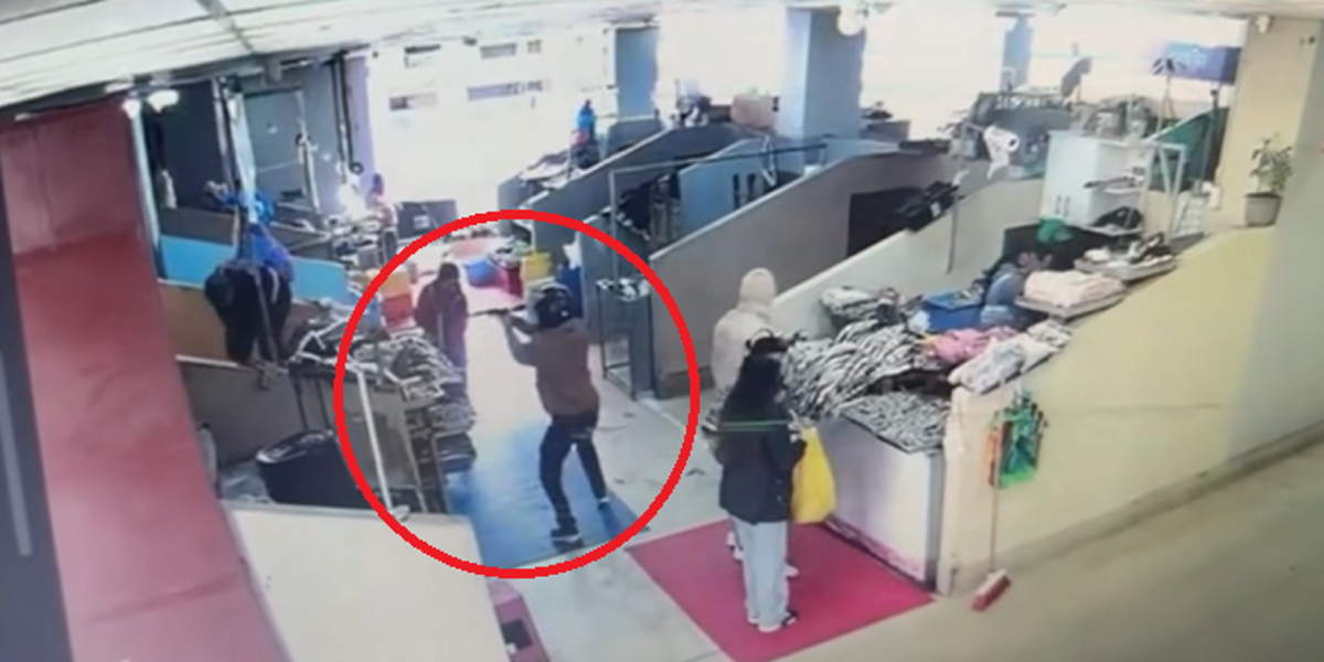 Una comerciante y su hija son asesinadas en un mercado de Azogues