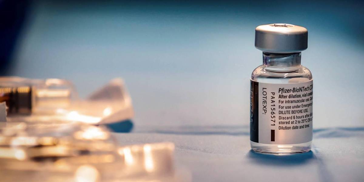 El fiscal general de Texas demanda a Pfizer por la eficacia de su vacuna contra el COVID-19