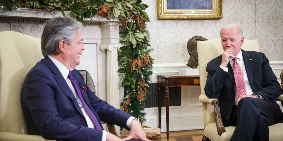 Biden firma ley para financiar la Defensa de EE.UU. e incluye a Ecuador entre los rubros