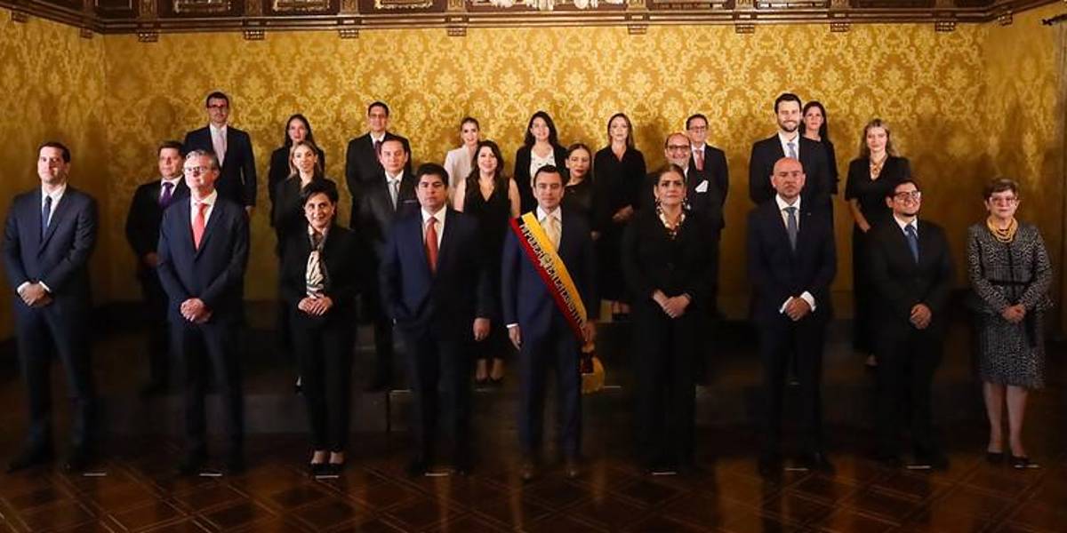 Los ministros de Noboa: jóvenes, algunos inexpertos en lo público y dos no tienen registrados sus títulos en la Senescyt