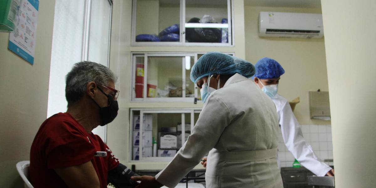 COVID-19: en un mes se han reducido significativamente las atenciones hospitalarias