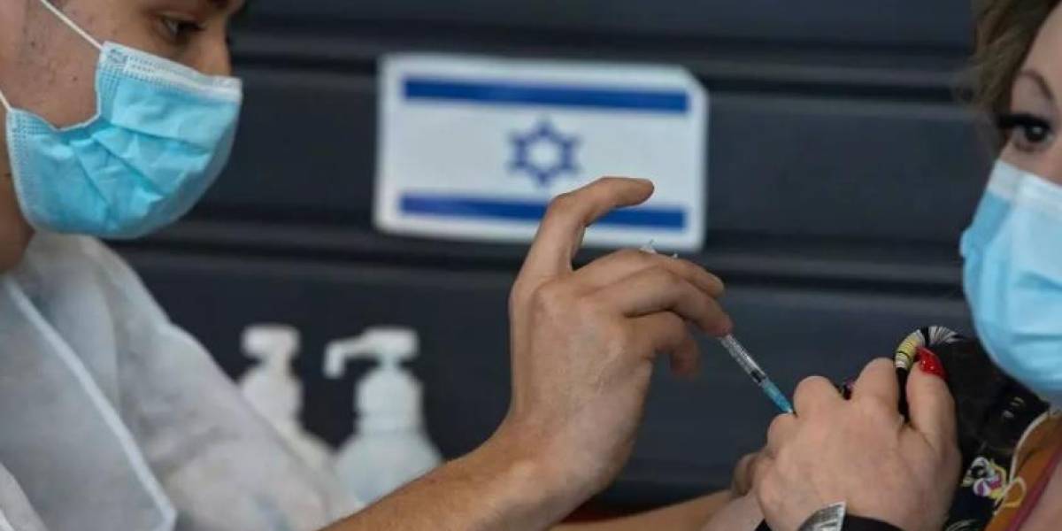 Israel planea el envío de un millón de vacunas a la población palestina