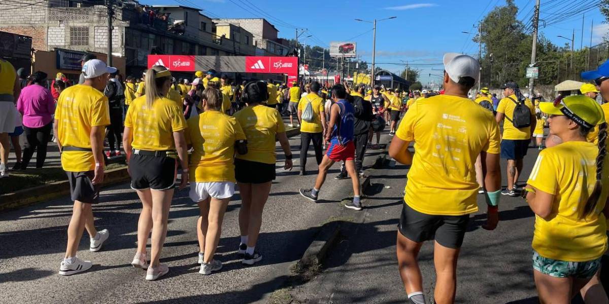 Dos personas que compitieron en la carrera Quito Últimas Noticias fallecieron de un paro cardiorrespiratorio