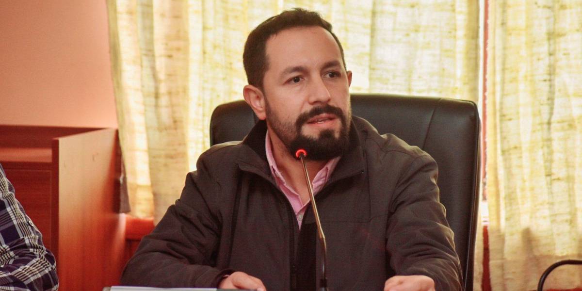 Adrián Castro renuncia a la Dirección de la Agencia Nacional de Tránsito