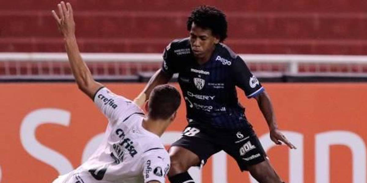 José Hurtado, en la mira del Galatasaray