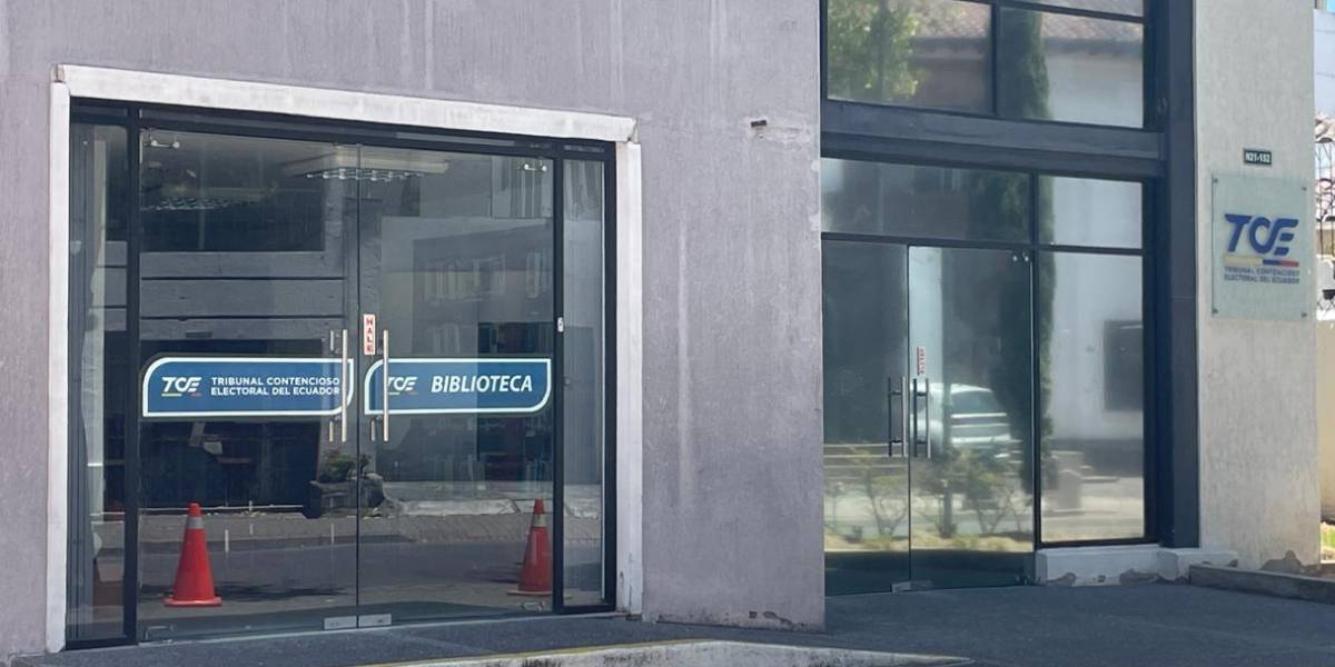 La recusación dentro del proceso de destitución de la Liga Azul se trata en el Contencioso Electoral